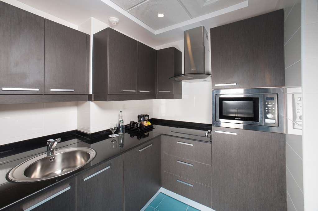 S Hotel Bahrain Sanabis 部屋 写真